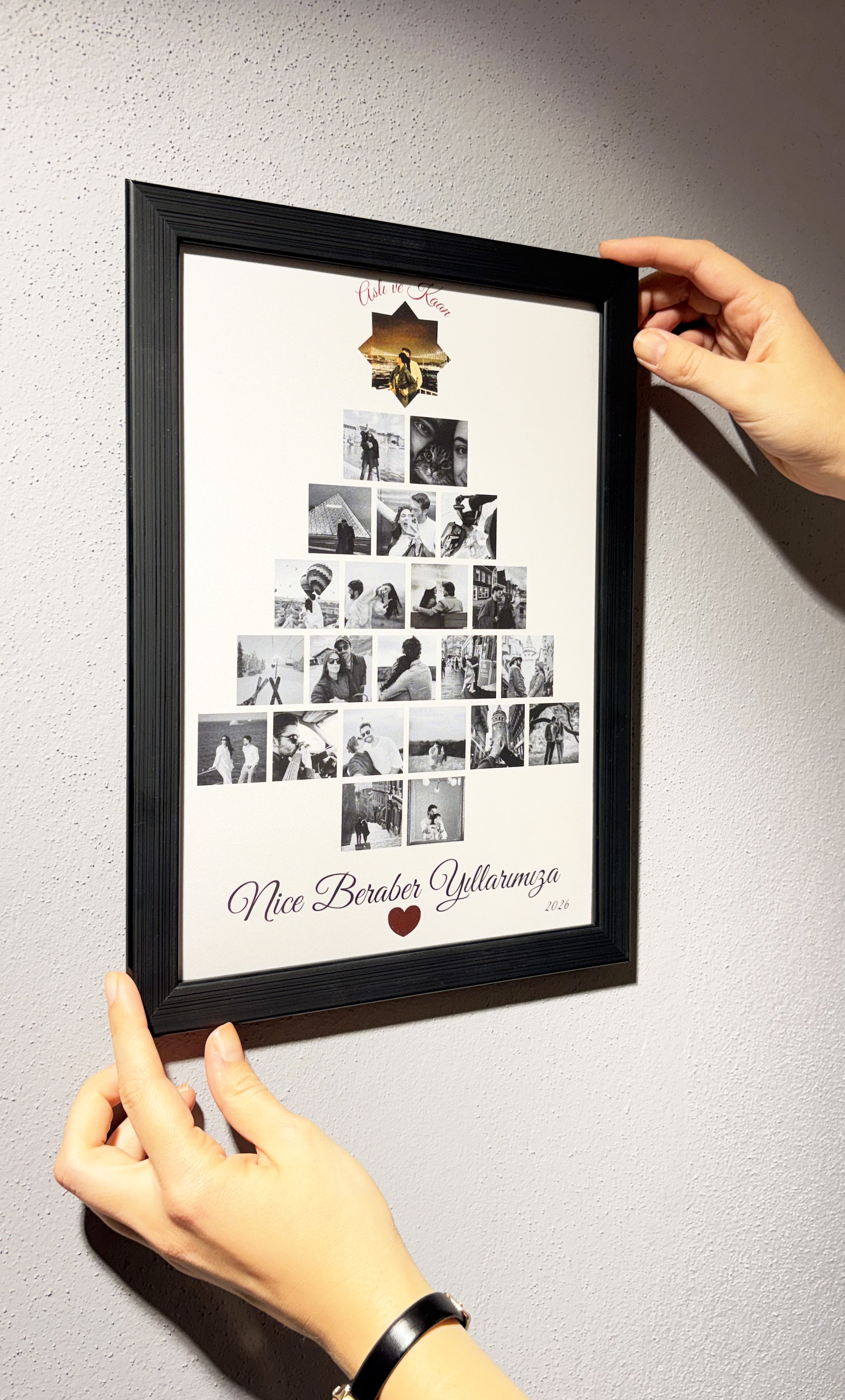 Yeni Yıl Temalı Sevgili Tablosu Siyah Çerçeveli (20x30cm)